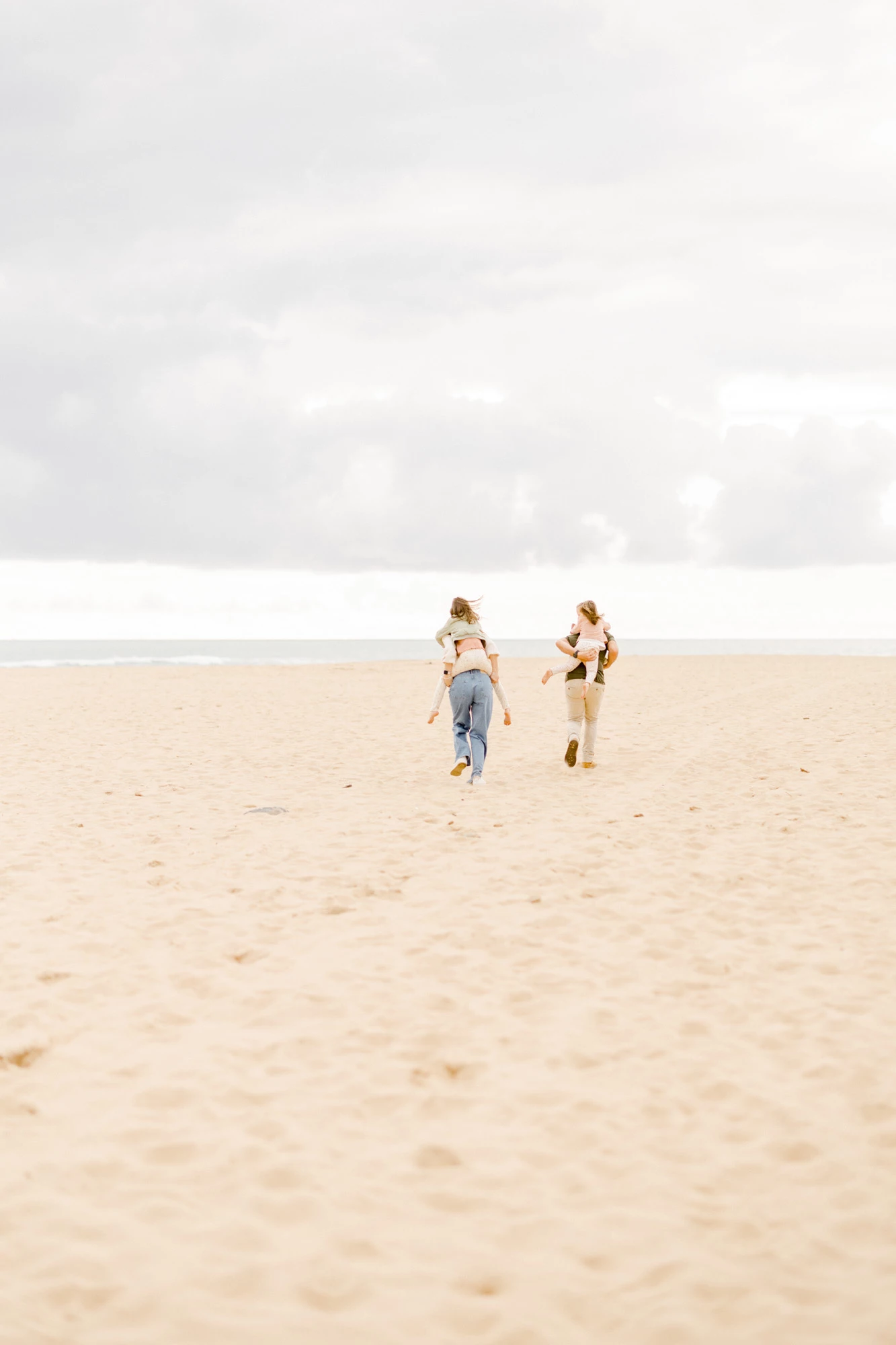 sable plage beige marron gris