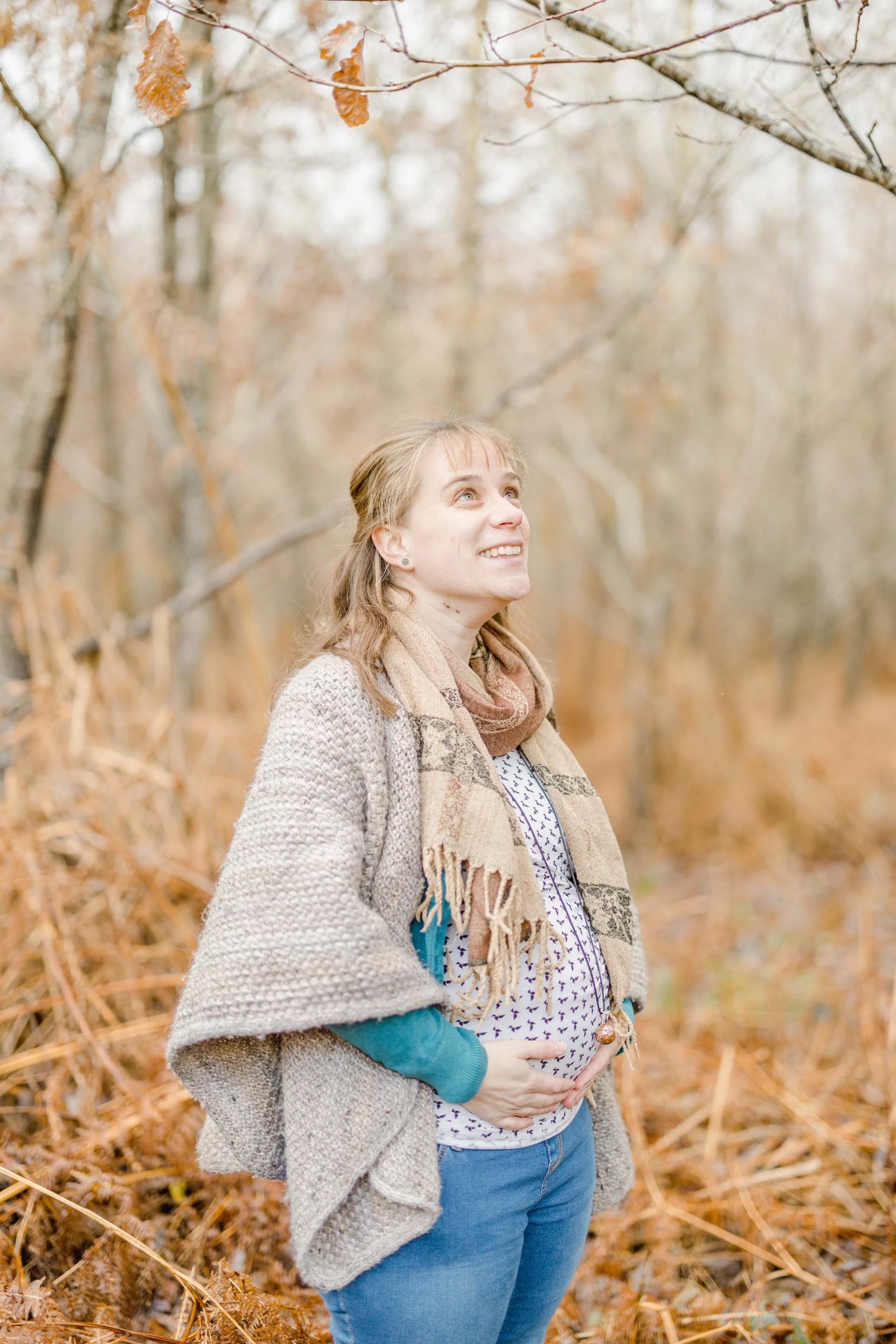 bonheur sourire laine gris marron