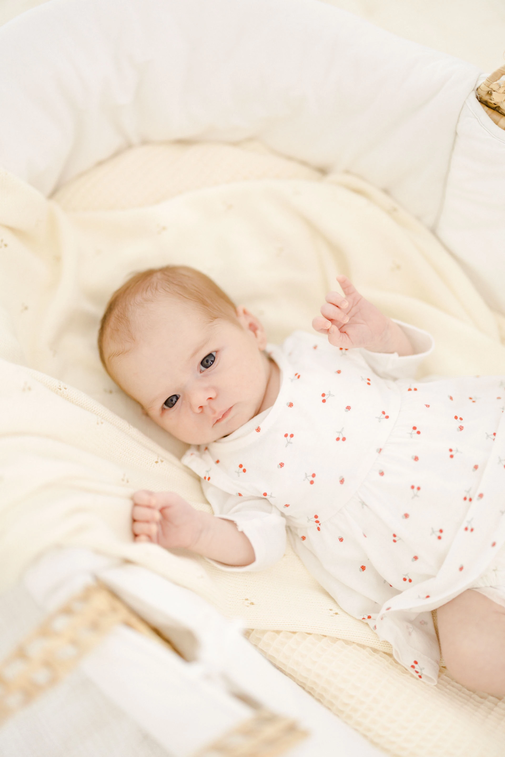 enfant beige rose gris marron