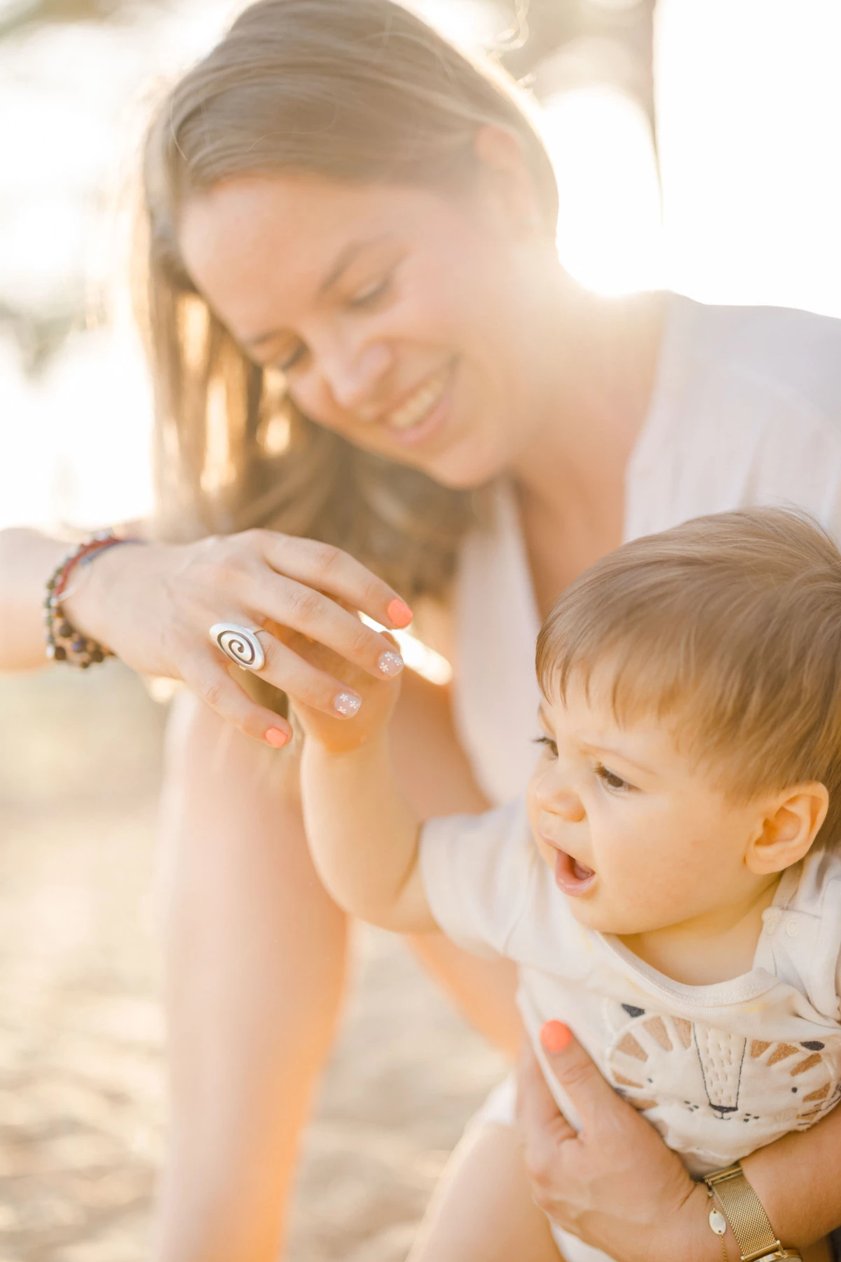 main bonheur bijoux poignet enfant