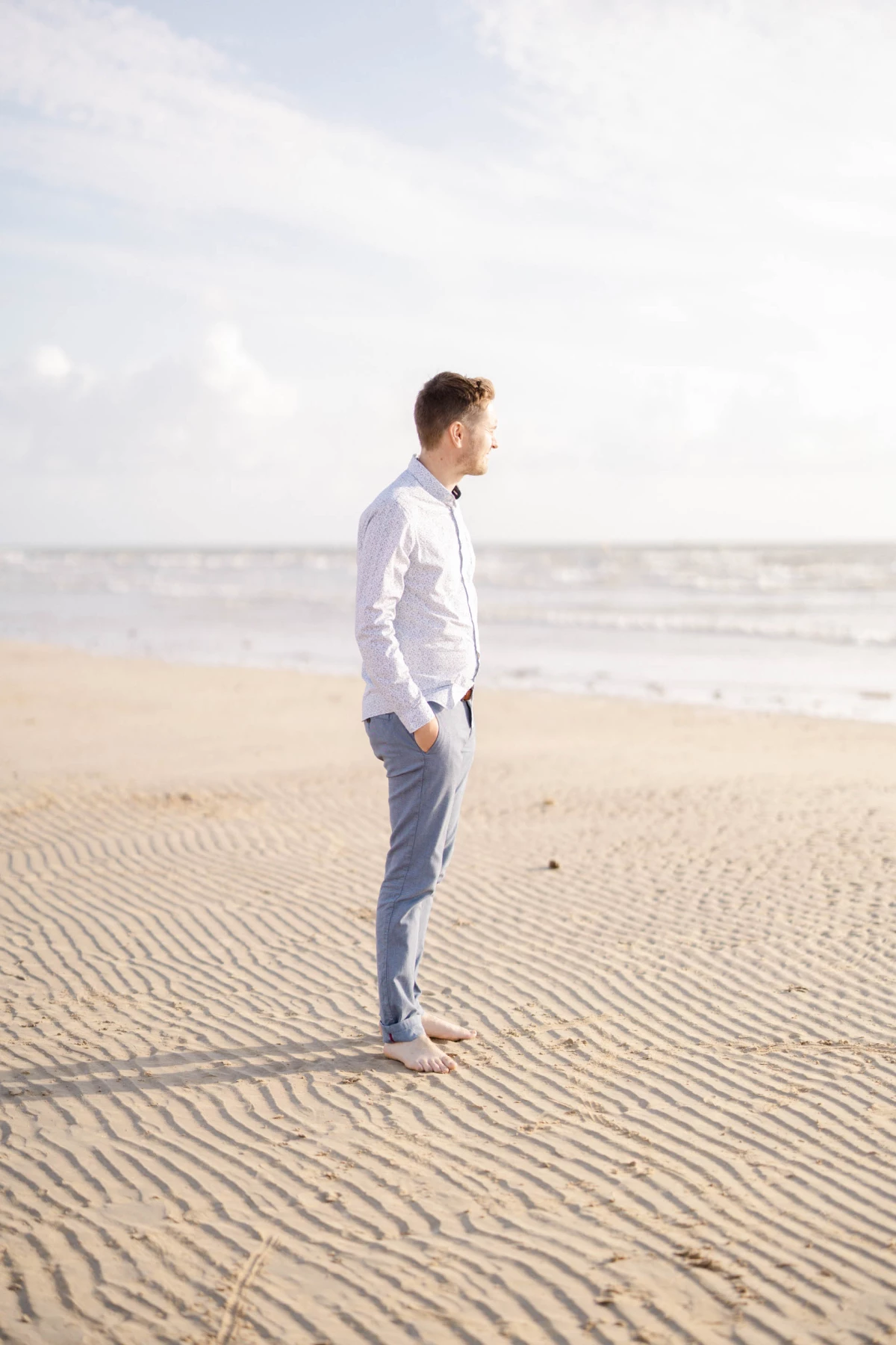 plage horizon mer côte gris