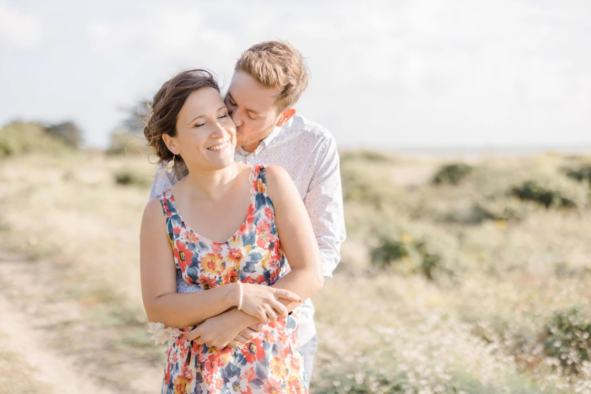 bonheur sourire amour romance câlin