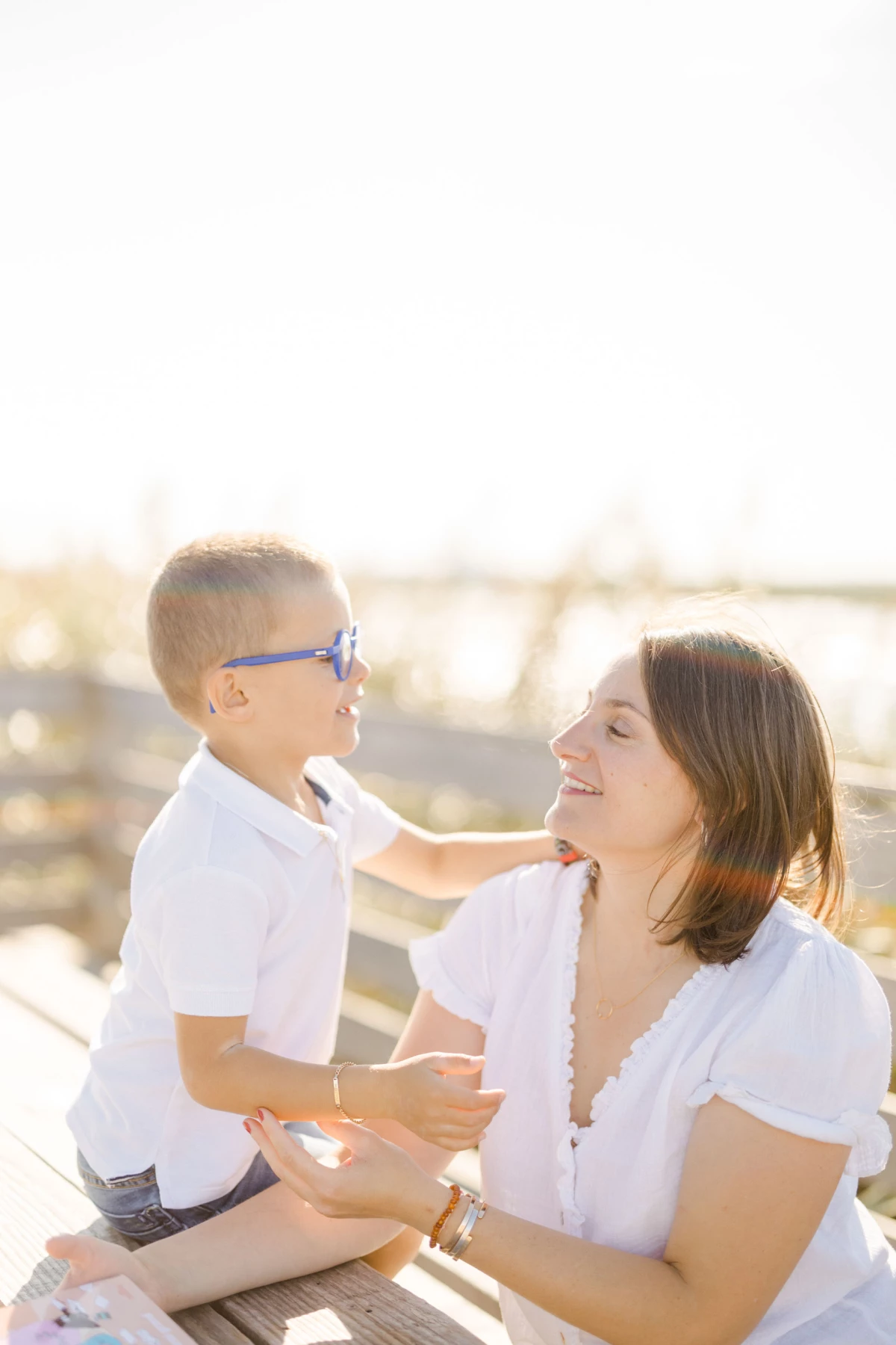 bonheur main sourire enfant amour