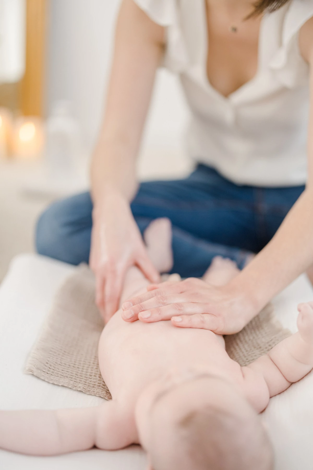 massage poignet enfant gris marron